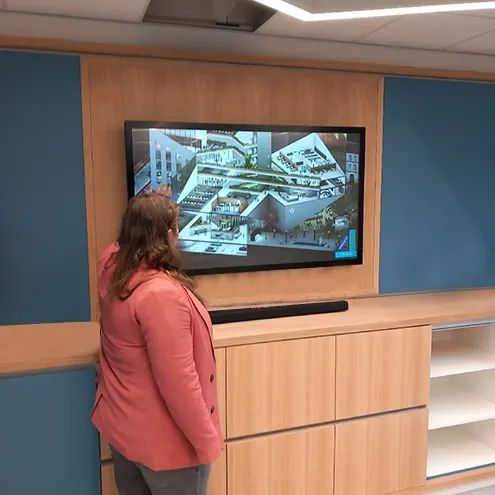 55 inch touchscreen Prestop im Experience Center Nedap mit Soundbar