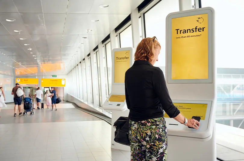 Kontaktloser Schiphol Short Connection Pass Kiosk