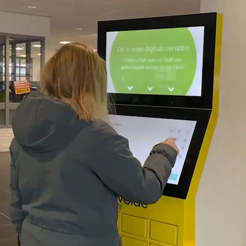 Prestop Locker und Vending Kiosk