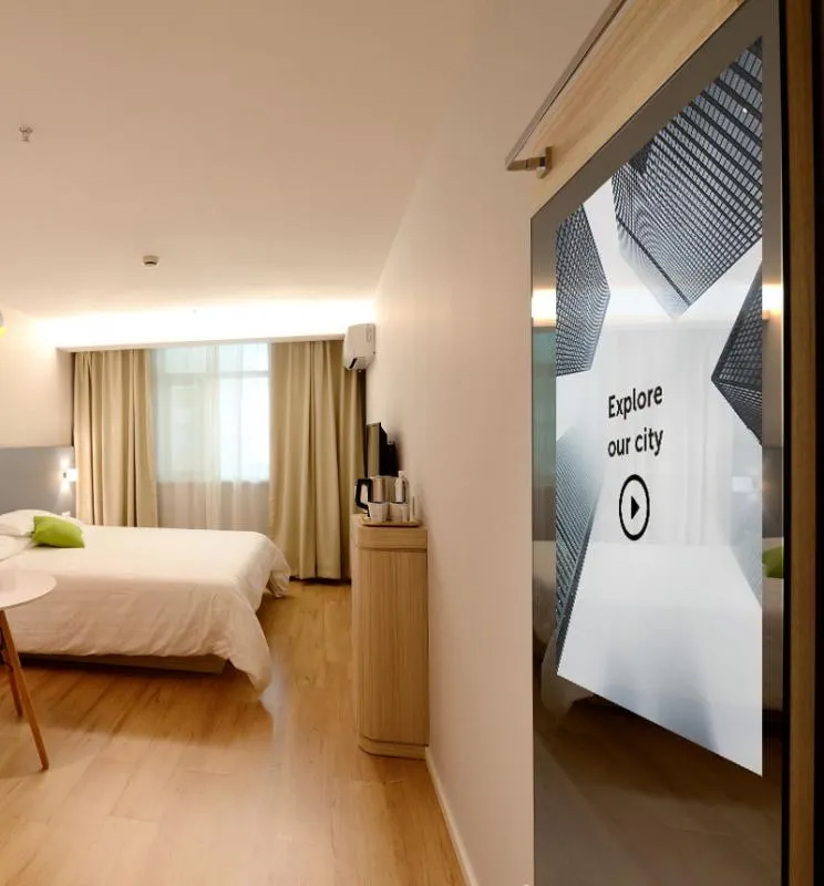 Hotelzimmerspiegel