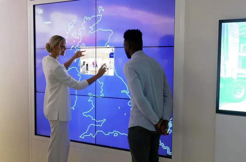 Erlebniszentrum Prestop Touchscreens Videowände