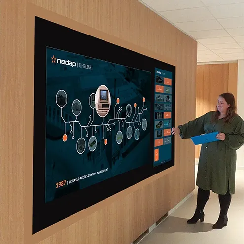 Hyperscreen-Videowand im Experience Center von Nedap installiert