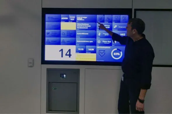 Weitere 10 Touchscreens für OP-Krankenhäuser