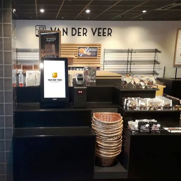 Selbstbedienungskasse in der Bäckerei Van der Veer 